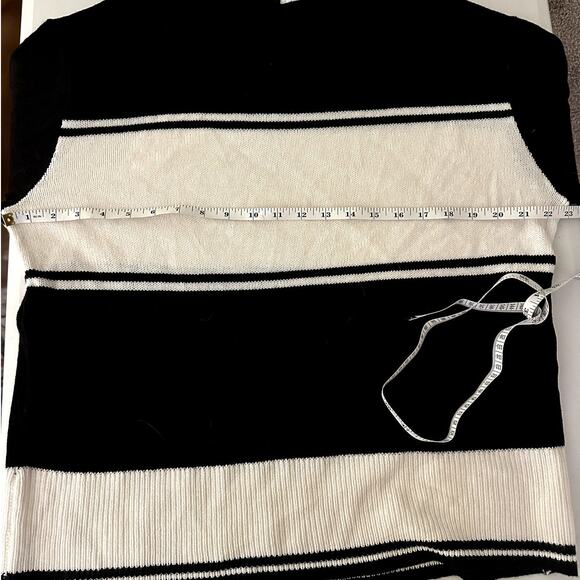 H&M Divided Black/White Striped Crew Neck Light Weight Sweater- M - Picture 6 of 8